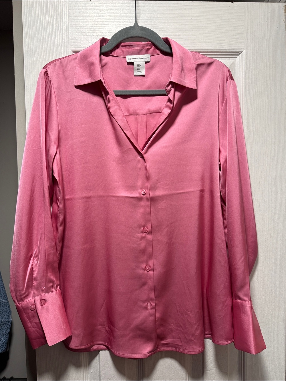 cupcakes & cashmere Pink Satin Button-Front Blouse